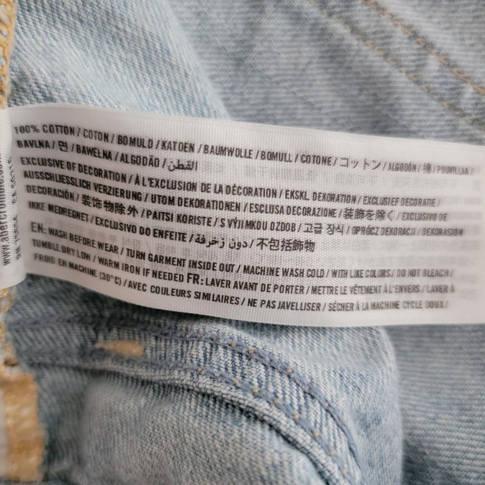 Abercrombie & Fitch Distressed Cutoff Denim Jean Shorts - Picture 14 of 14